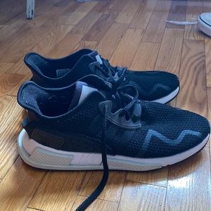 Mens Adidas shoes brand new size 8